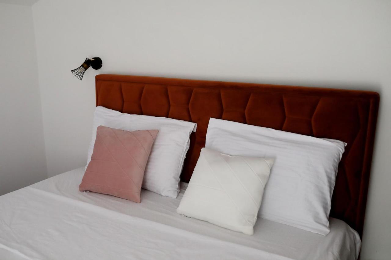ביבינייה Luxury Apartments Monika Near The Sea With Private Parking מראה חיצוני תמונה